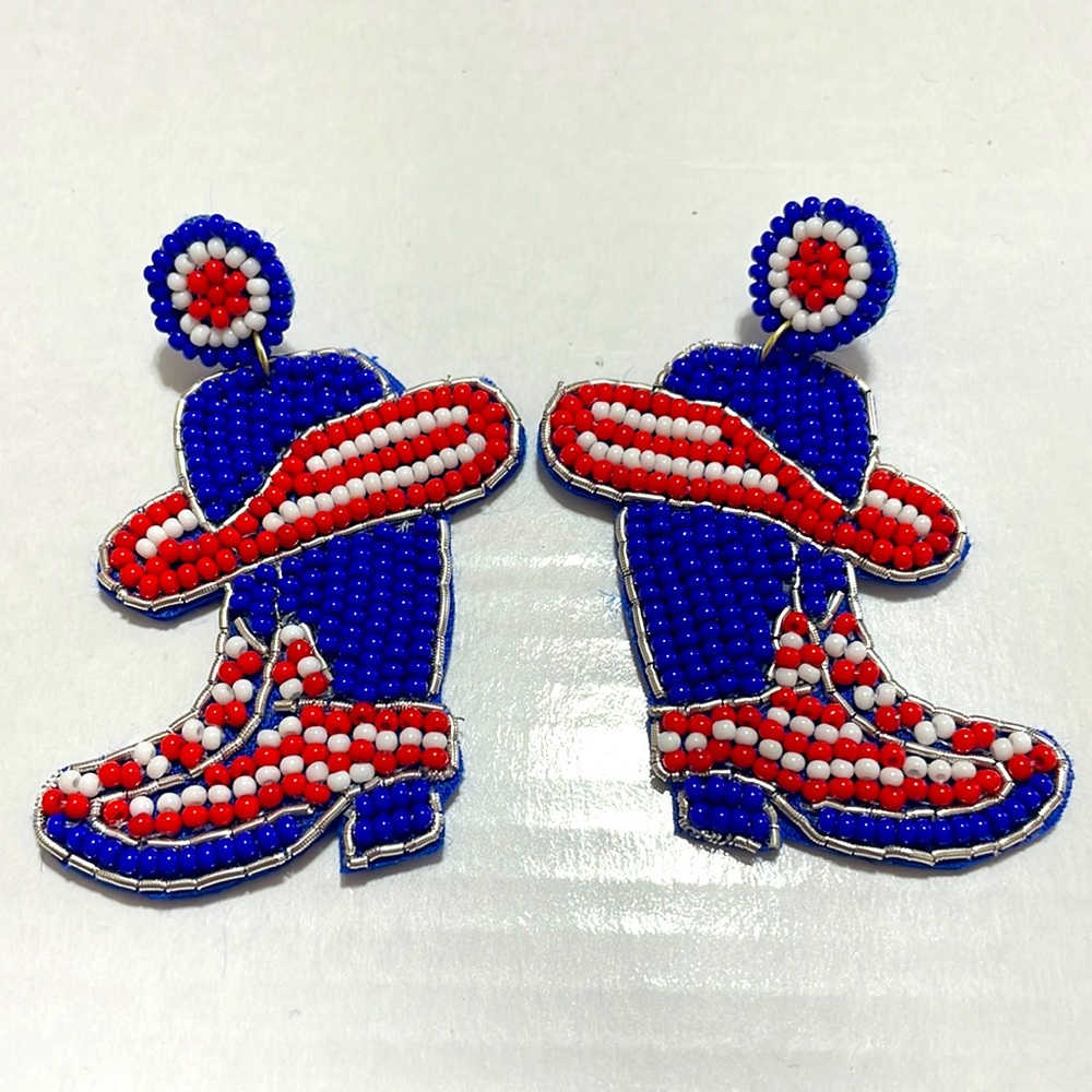 🎉❤️Patriotic Beaded Red White and Blue Boot Earrings